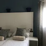 Modern Hostal
